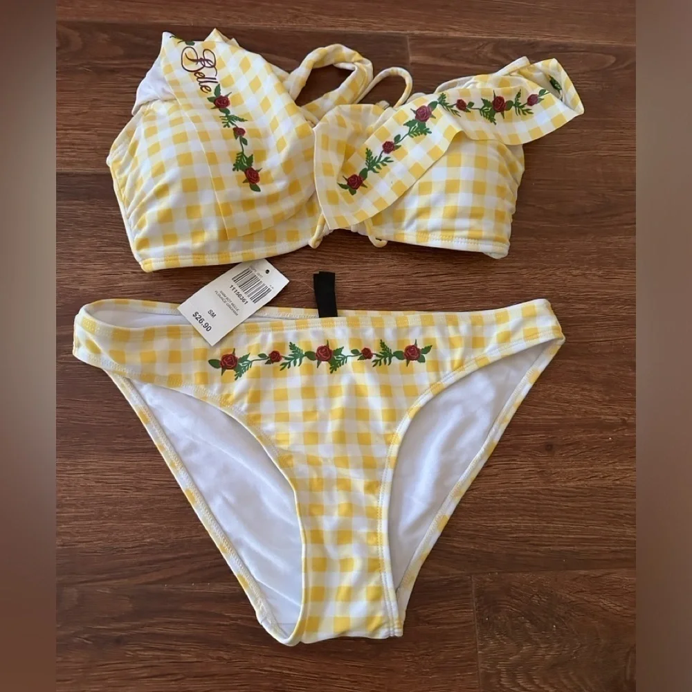 Hot Topic 2 piece bikini - Picture 5 of 6